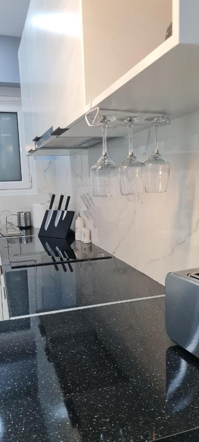 Cozy Apartment With Garden Near Town Center, Fully Renovated. Athén Kültér fotó