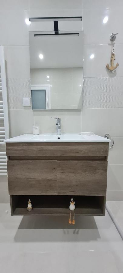 Cozy Apartment With Garden Near Town Center, Fully Renovated. Athén Kültér fotó