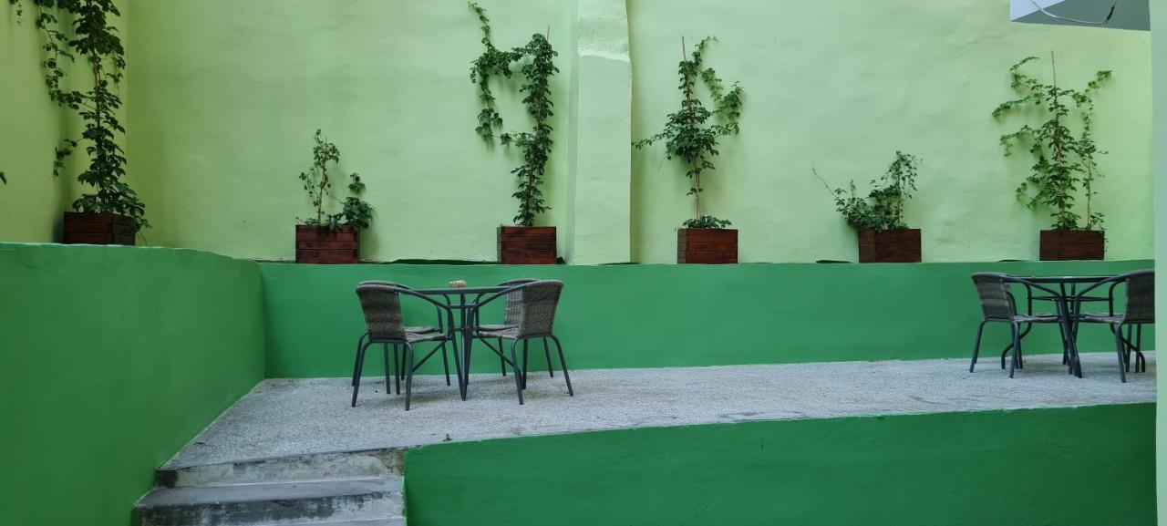 Cozy Apartment With Garden Near Town Center, Fully Renovated. Athén Kültér fotó