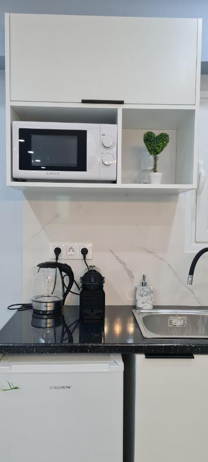 Cozy Apartment With Garden Near Town Center, Fully Renovated. Athén Kültér fotó