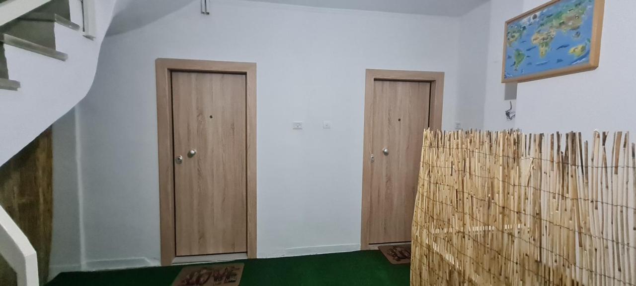 Cozy Apartment With Garden Near Town Center, Fully Renovated. Athén Kültér fotó